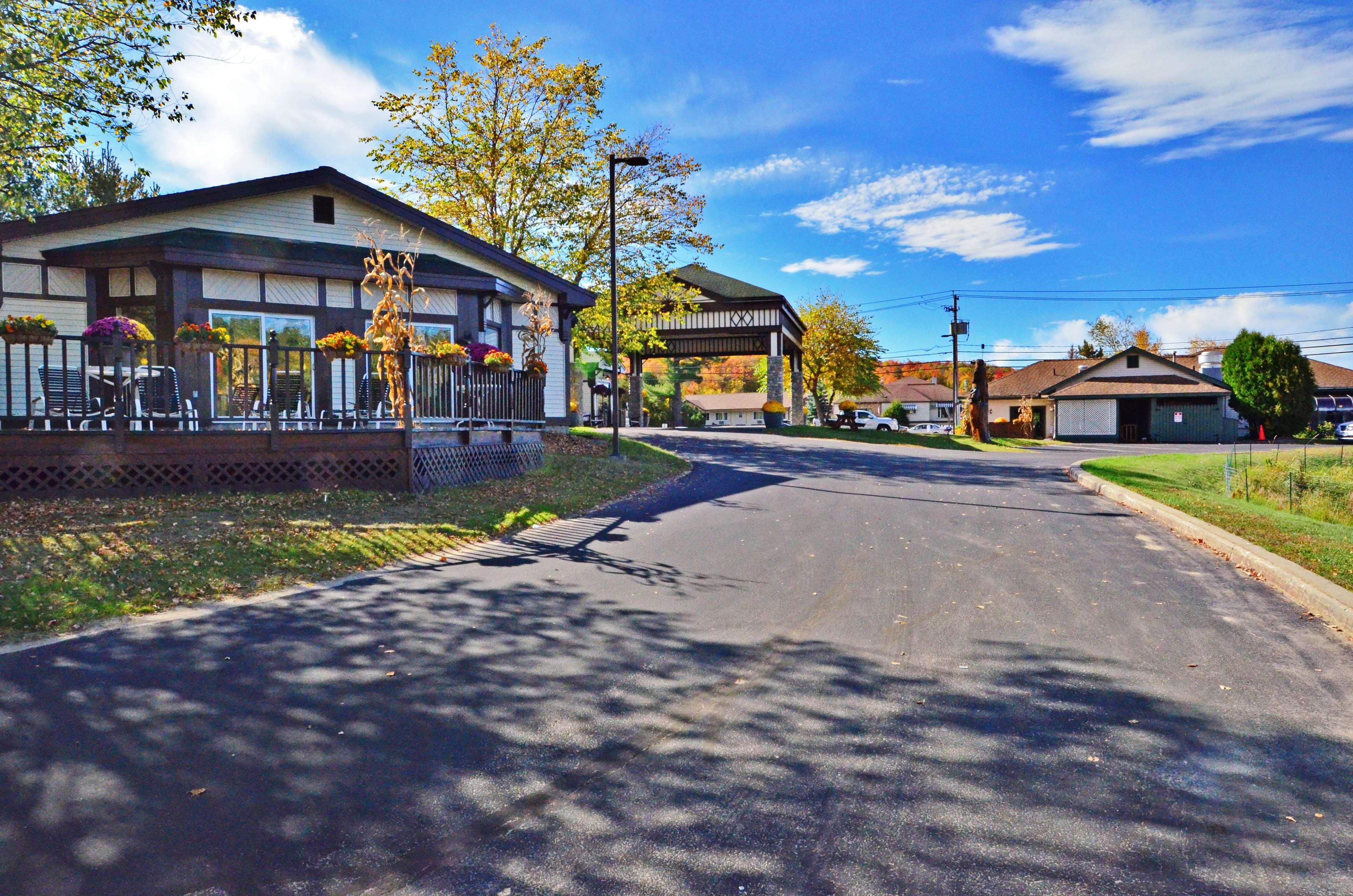 Hotel Best Western Saranac Lake Exteriér fotografie